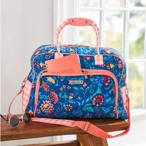 The Pioneer Woman Weekender Bag Mazie Blue Floral Quilted Travel Tote